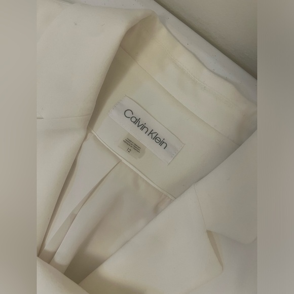 Calvin Klein White Blazer - Picture 5 of 6